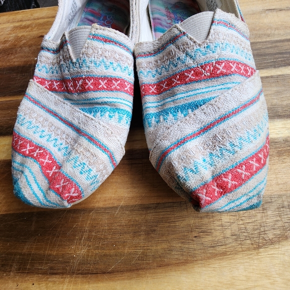 Bobs Skechers Plush Lil Fox Aztec Canvas Slip On Shoe, Size 6 - Picture 5 of 11